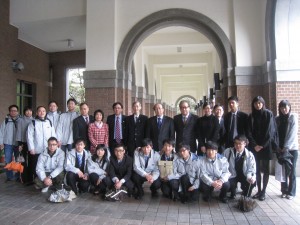 IMG_7072 校長趙偉教授陪同